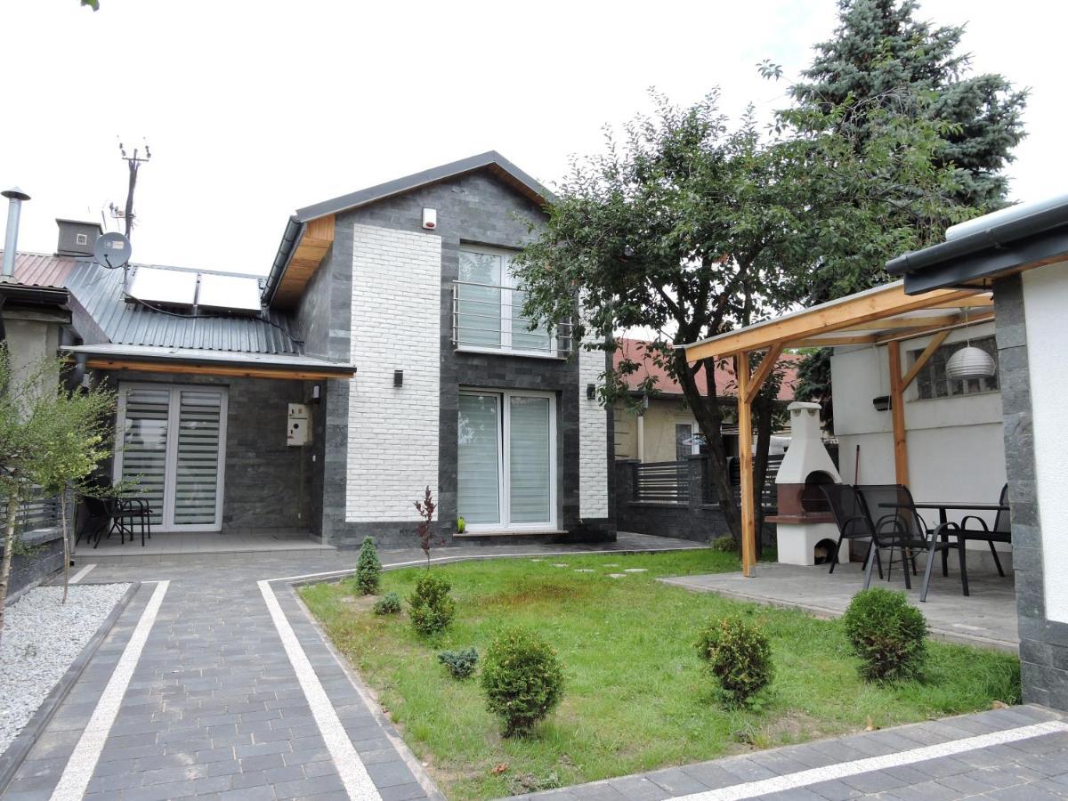 Domek Pod Warszawa Z Sauna Raszyn Esterno foto