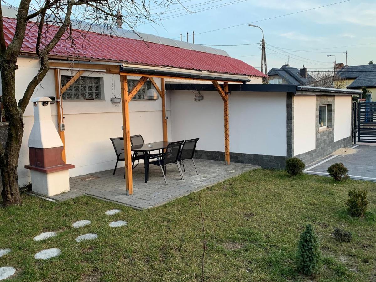 Domek Pod Warszawa Z Sauna Raszyn Esterno foto