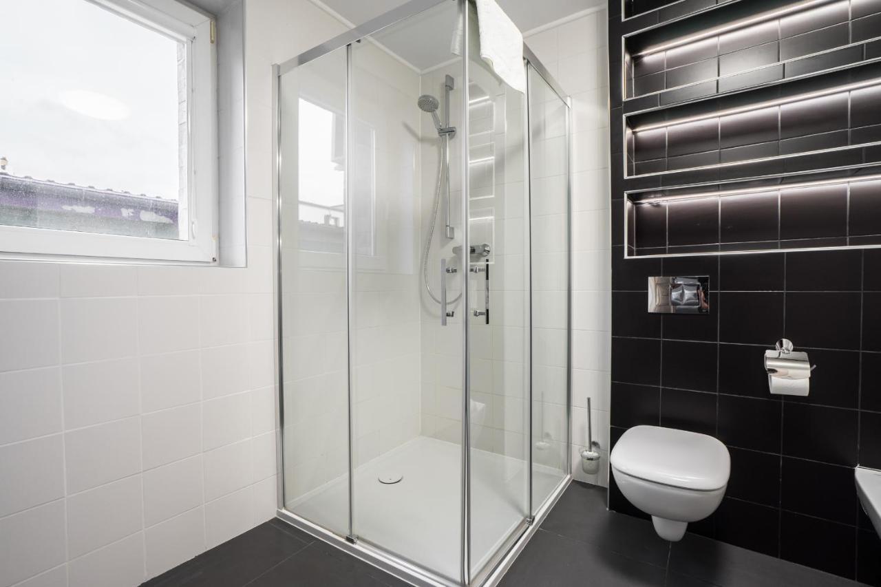 Domek Pod Warszawa Z Sauna Raszyn Esterno foto
